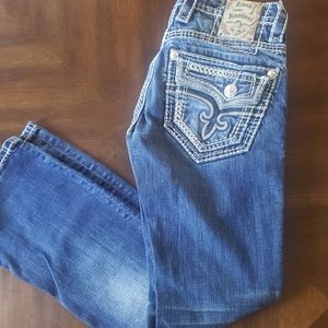 Rock Revival. Byran size 29